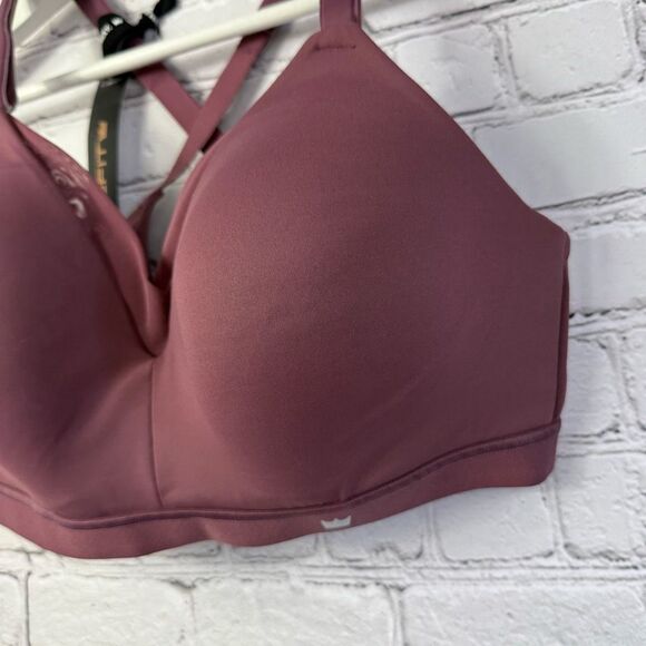 SHE FIT Plunge Sports Bra Size Luxe NWT - Picture 4 of 8